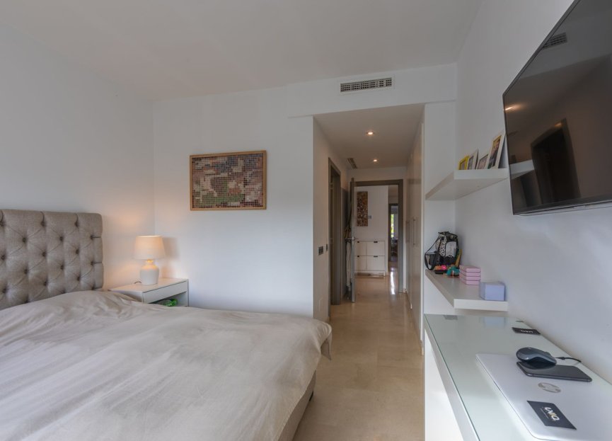 Resale - Apartment - Top Floor Apartment - Casares - Casares Centro