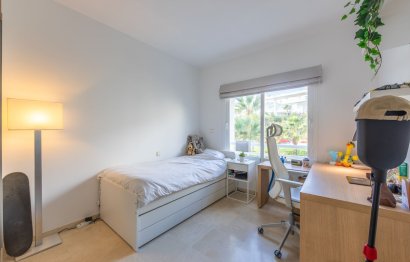 Resale - Apartment - Top Floor Apartment - Casares - Casares Centro