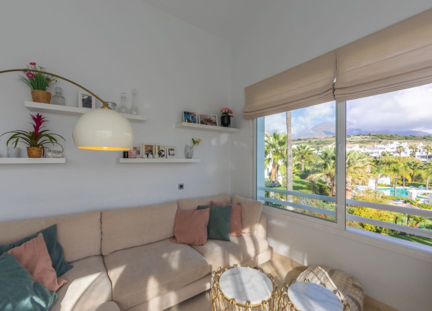 Resale - Apartment - Top Floor Apartment - Casares - Casares Centro