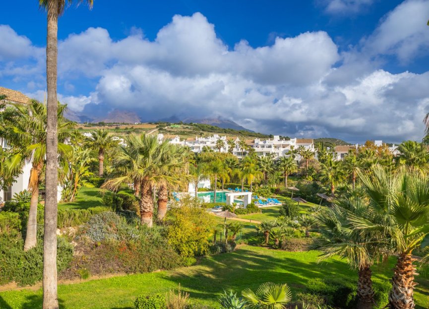 Resale - Apartment - Top Floor Apartment - Casares - Casares Centro