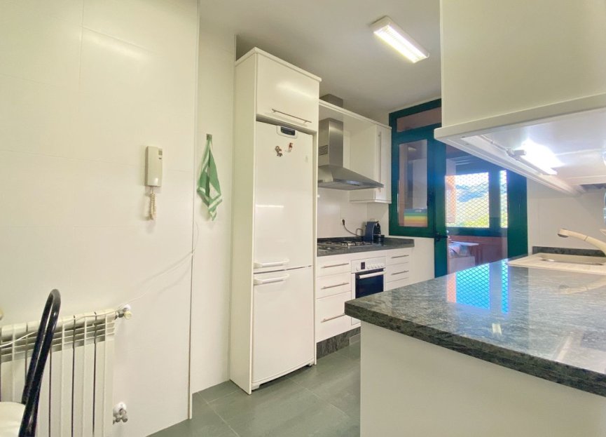 Resale - Apartment - Top Floor Apartment - Marbella - Marbella Centro