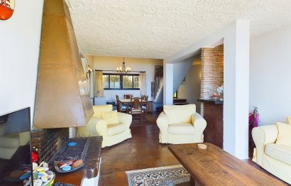 Resale - Apartment - Duplex - Estepona - Estepona Centro