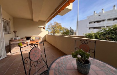 Resale - Apartment - Ground Floor Apartment - Marbella - The Golden Mile