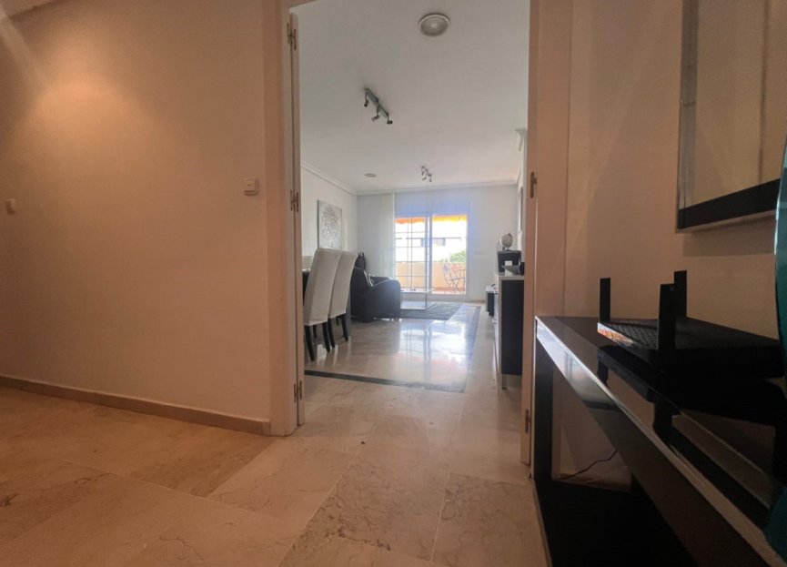 Resale - Apartment - Ground Floor Apartment - Marbella - The Golden Mile