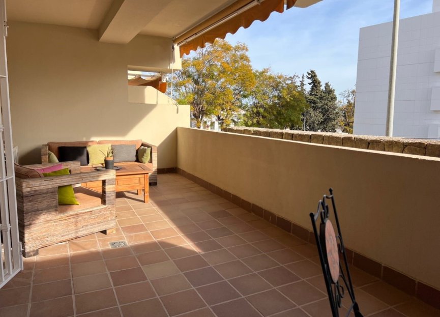 Resale - Apartment - Ground Floor Apartment - Marbella - The Golden Mile