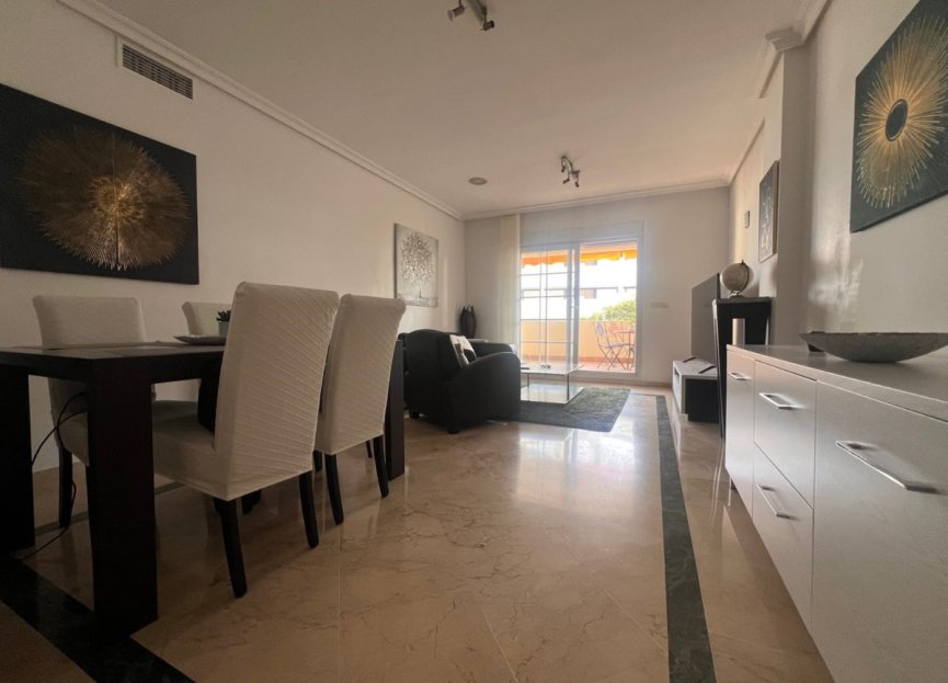 Resale - Apartment - Ground Floor Apartment - Marbella - The Golden Mile