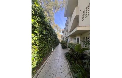 Resale - Apartment - Ground Floor Apartment - Marbella - The Golden Mile