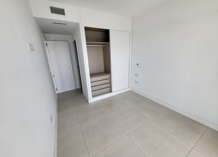 Resale - Apartment - Middle Floor Apartment - Fuengirola - Fuengirola Centro