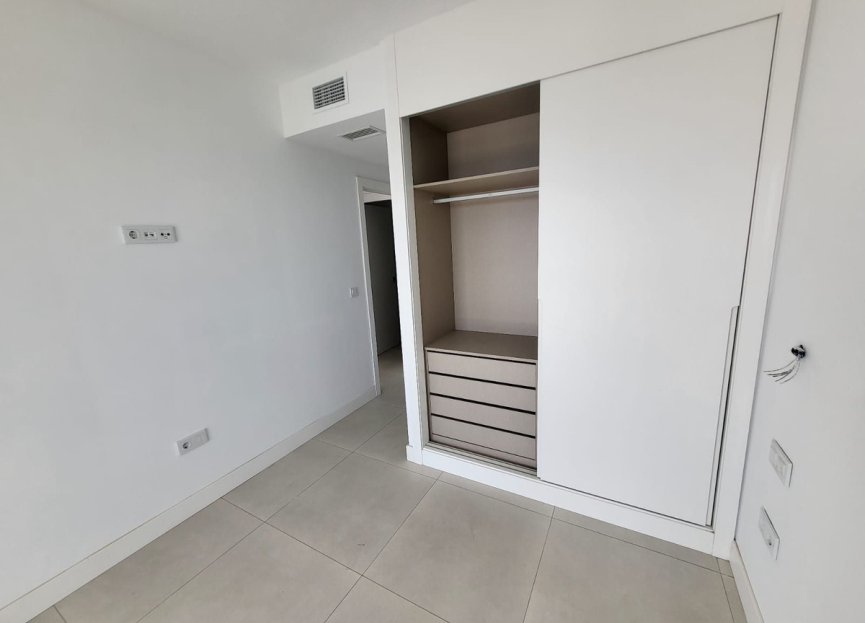 Resale - Apartment - Middle Floor Apartment - Fuengirola - Fuengirola Centro