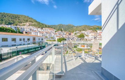 Resale - Apartment - Penthouse - Benahavís - Benahavís Centro