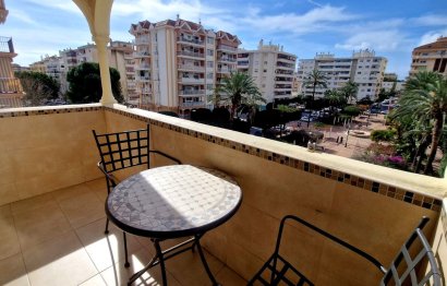 Resale - Apartment - Middle Floor Apartment - Fuengirola - Fuengirola Centro