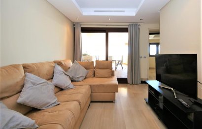 Resale - Apartment - Ground Floor Apartment - Estepona - Estepona Centro