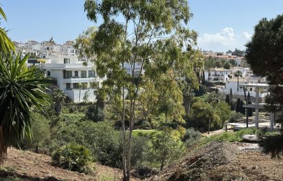 New Build - Plot - Residential Plot - Estepona - Selwo