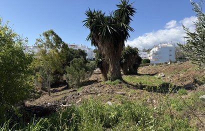 New Build - Plot - Residential Plot - Estepona - Selwo