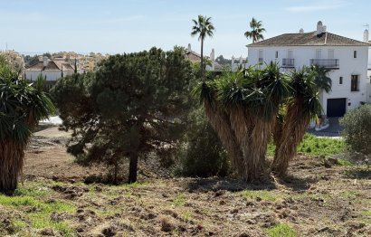 New Build - Plot - Residential Plot - Estepona - Selwo