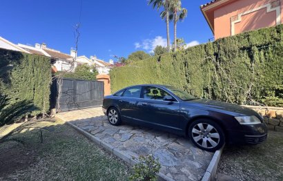 Resale - House - Semi-Detached House - Estepona - Atalaya