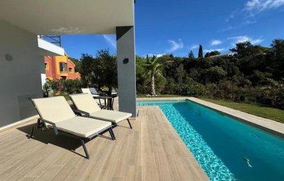 Resale - House - Detached Villa - Marbella - Elviria