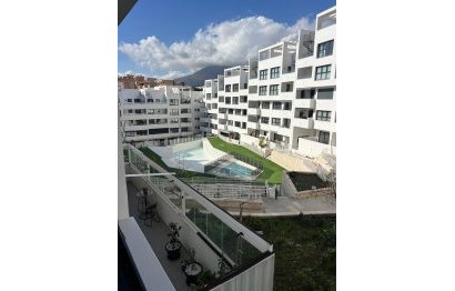 Resale - Apartment - Middle Floor Apartment - Estepona - Estepona Centro