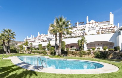 Resale - Apartment - Ground Floor Apartment - Marbella - Nueva Andalucia