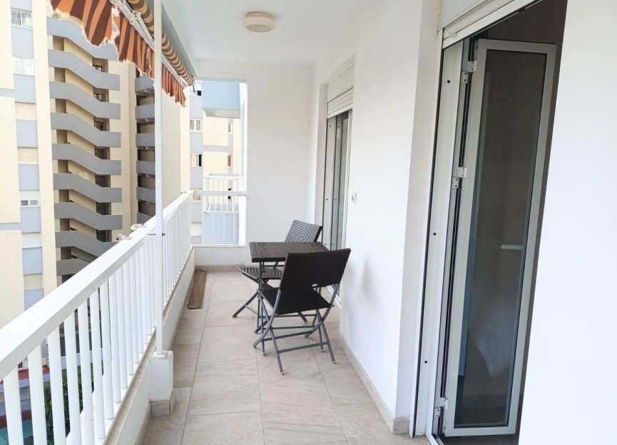 Resale - Apartment - Middle Floor Apartment - Benalmádena - Benalmadena Centro