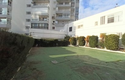 Resale - Apartment - Middle Floor Apartment - Benalmádena - Benalmadena Centro