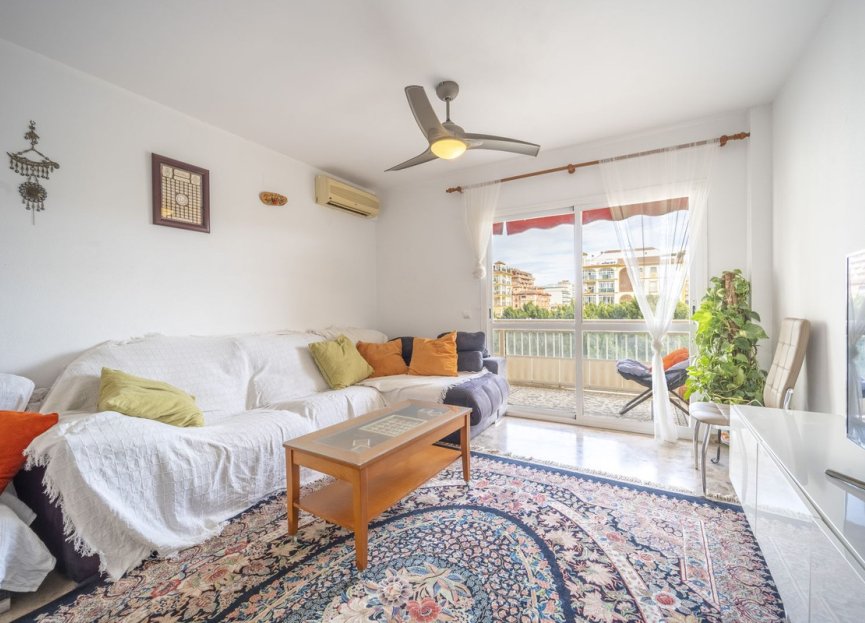 Resale - Apartment - Middle Floor Apartment - Fuengirola - Fuengirola Centro