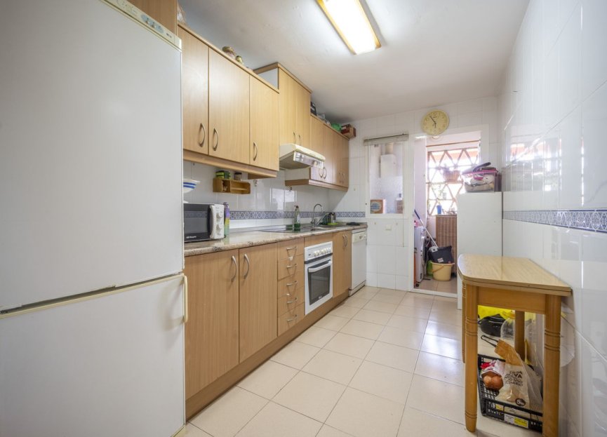 Resale - Apartment - Middle Floor Apartment - Fuengirola - Fuengirola Centro