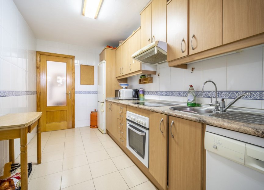 Resale - Apartment - Middle Floor Apartment - Fuengirola - Fuengirola Centro