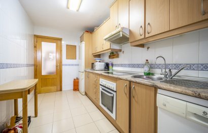 Resale - Apartment - Middle Floor Apartment - Fuengirola - Fuengirola Centro