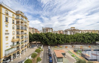 Resale - Apartment - Middle Floor Apartment - Fuengirola - Fuengirola Centro