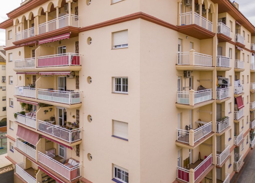 Resale - Apartment - Middle Floor Apartment - Fuengirola - Fuengirola Centro