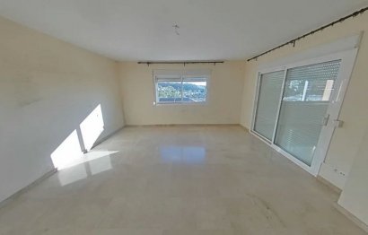 Reventa - House - Detached Villa - Marbella - Nueva Andalucia