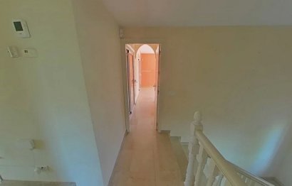 Resale - House - Detached Villa - Marbella - Nueva Andalucia