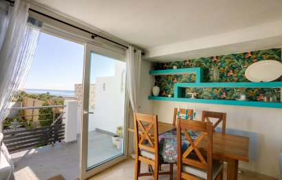 Resale - House - Townhouse - Estepona - Estepona Centro