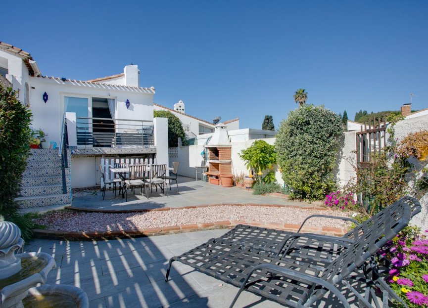 Resale - House - Townhouse - Estepona - Estepona Centro