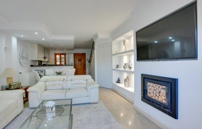 Resale - House - Townhouse - Estepona - Estepona Centro