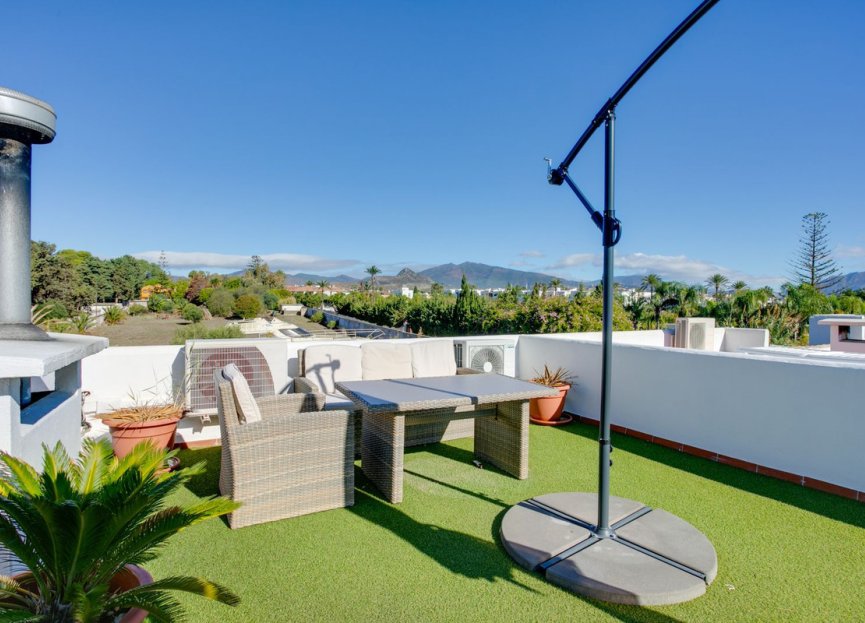 Resale - House - Townhouse - Estepona - Estepona Centro