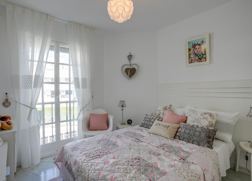 Resale - House - Townhouse - Estepona - Bel Air