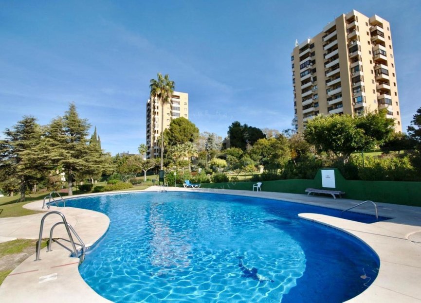 Resale - Apartment - Penthouse - Marbella - Nueva Andalucia