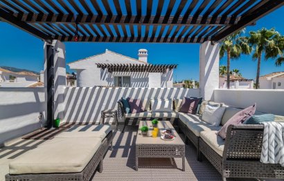 Resale - Apartment - Penthouse - Marbella - Nueva Andalucia