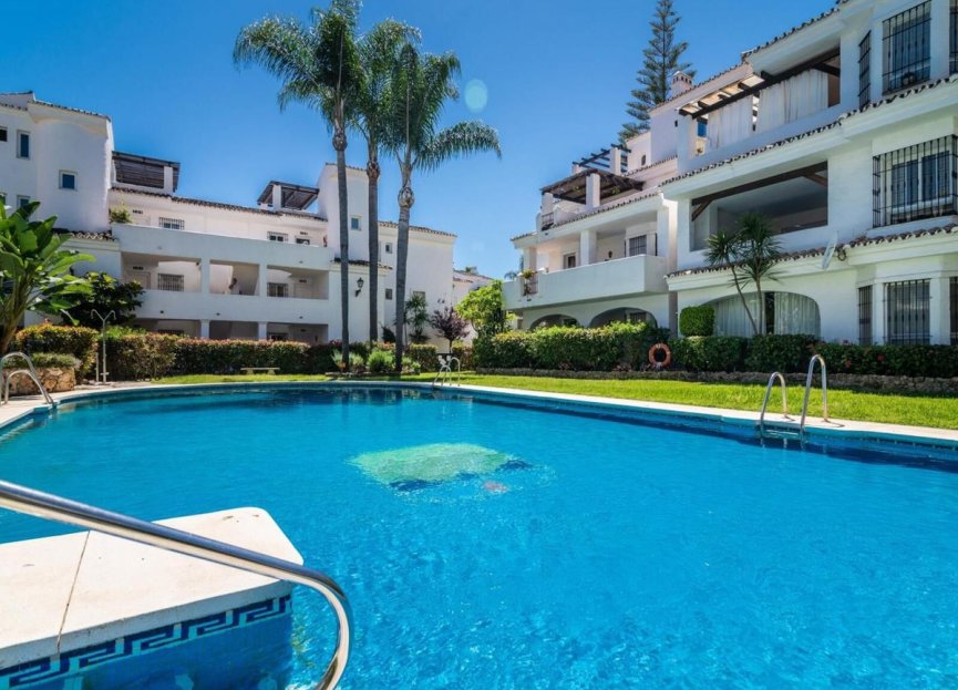 Resale - Apartment - Penthouse - Marbella - Nueva Andalucia