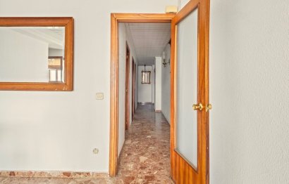 Resale - Apartment - Middle Floor Apartment - Fuengirola - Fuengirola Centro