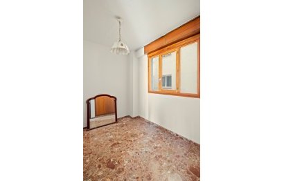 Resale - Apartment - Middle Floor Apartment - Fuengirola - Fuengirola Centro