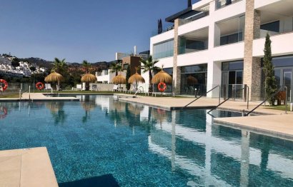 Resale - Apartment - Ground Floor Apartment - Marbella - Cabopino