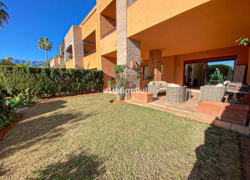 Resale - Apartment - Middle Floor Apartment - Marbella - Bahía de Marbella