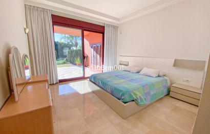 Resale - Apartment - Middle Floor Apartment - Marbella - Bahía de Marbella