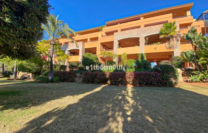 Resale - Apartment - Middle Floor Apartment - Marbella - Bahía de Marbella