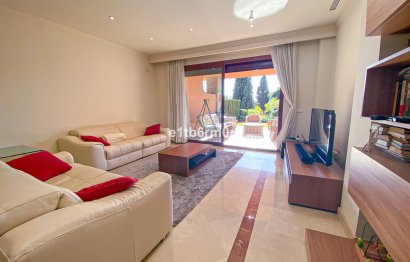 Resale - Apartment - Middle Floor Apartment - Marbella - Bahía de Marbella