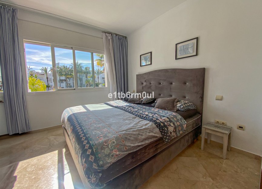 Reventa - Apartment - Middle Floor Apartment - Estepona - Estepona Centro