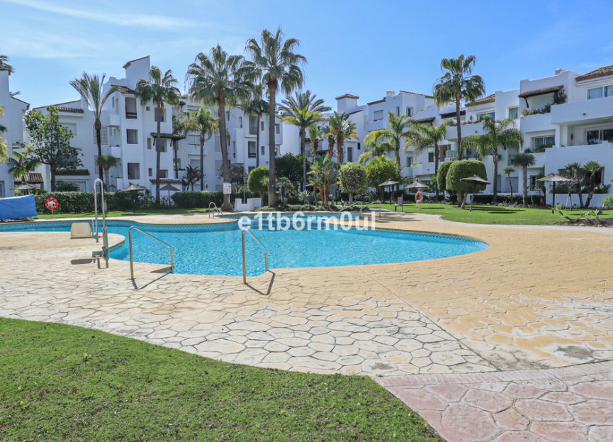 Reventa - Apartment - Middle Floor Apartment - Estepona - Estepona Centro